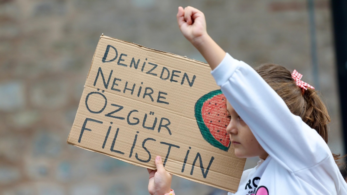FİLİSTİN VE GAZZE TEMALI FARKINDALIK ETKİNLİKLERİ YAPILDI